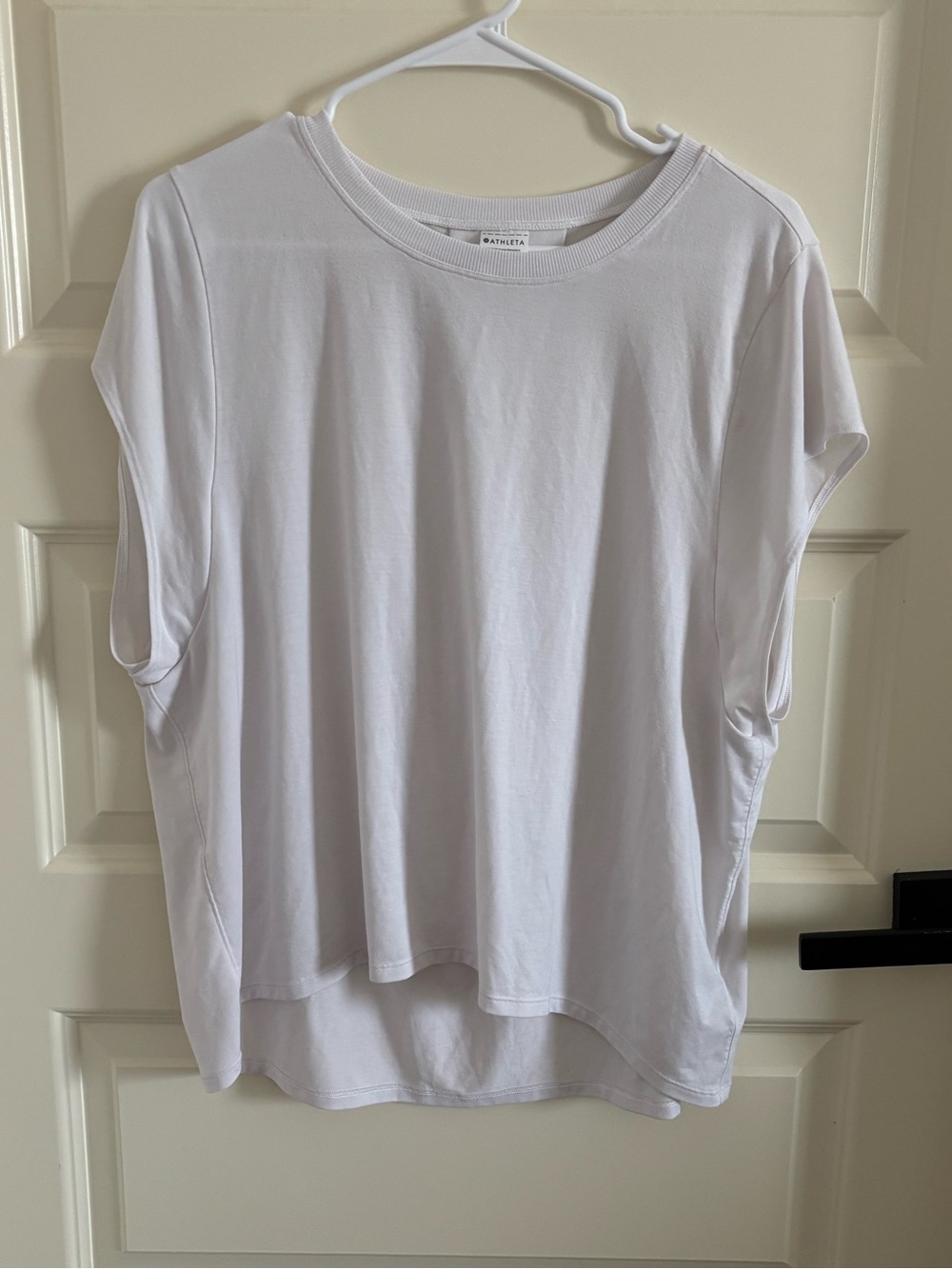 Athleta White Sleeveless Crewneck Soft Tank